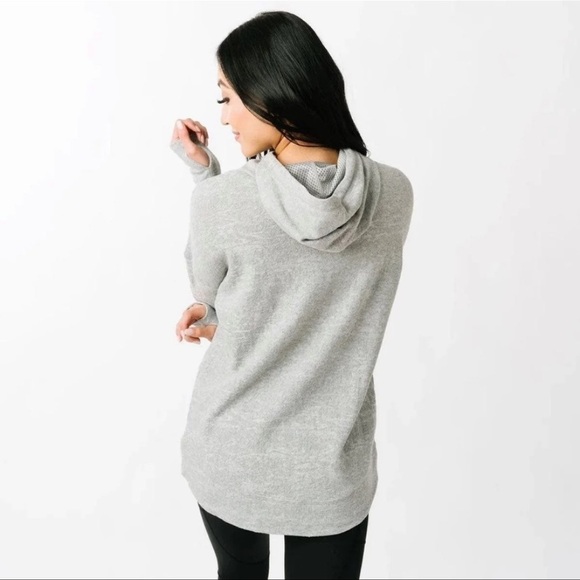 (NWT) ZYIA Women’s Light Gray Drawstring Hoodie, Small - Picture 4 of 9